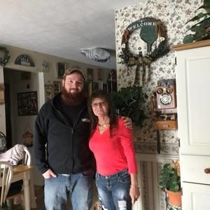 Meet your Posher, Debbie